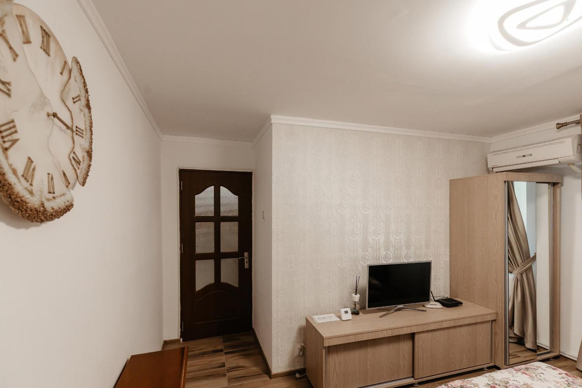 Luxury Radox Apartment Buzau City Center Zewnętrze zdjęcie