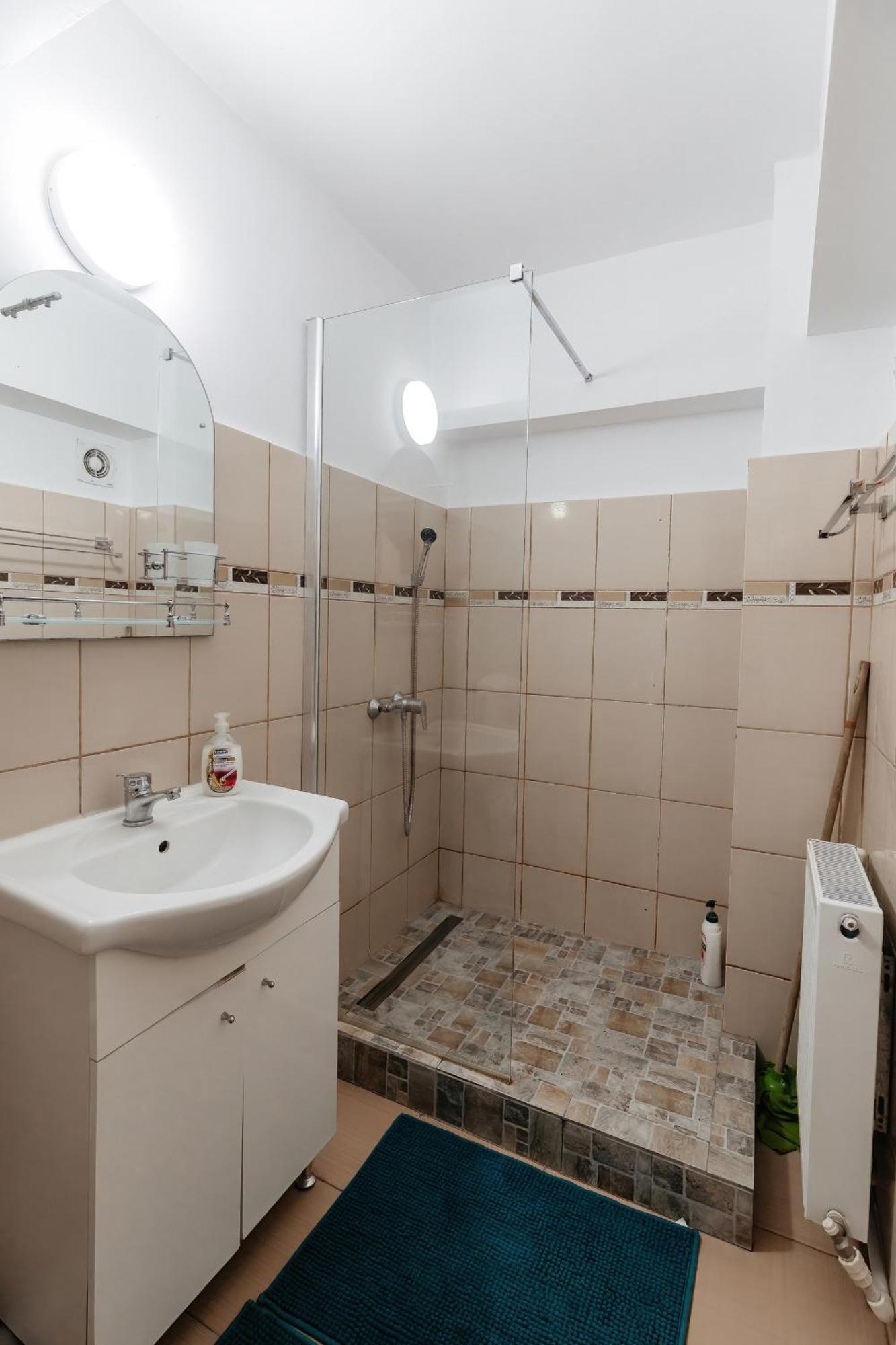 Luxury Radox Apartment Buzau City Center Zewnętrze zdjęcie