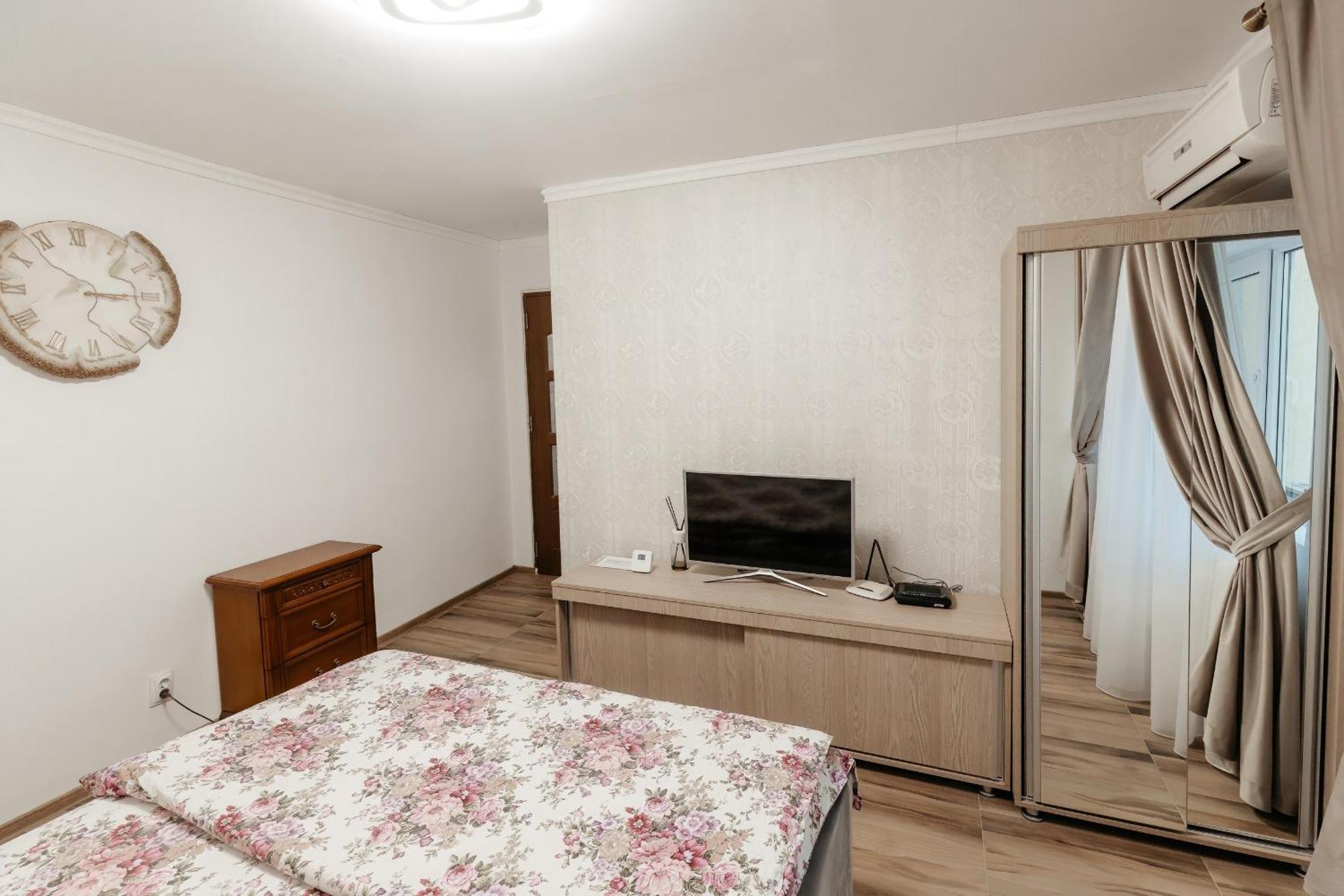 Luxury Radox Apartment Buzau City Center Zewnętrze zdjęcie