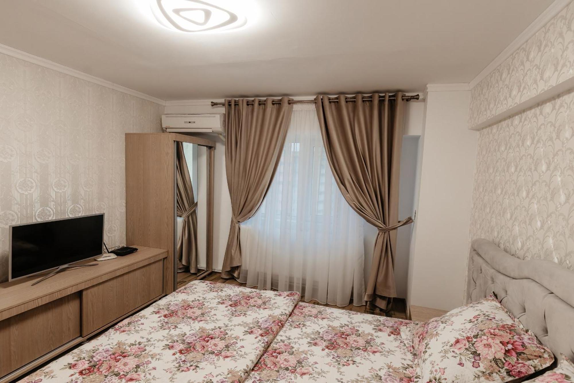 Luxury Radox Apartment Buzau City Center Zewnętrze zdjęcie